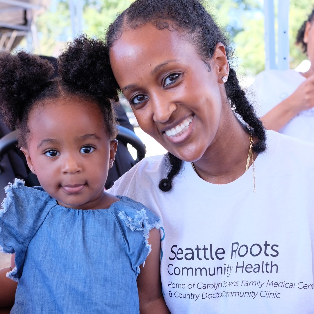 cdchc's tweet image. Last weekend was a blast as our incredible staff set up a booth at Umoja Fest! We offered free blood pressure checks, distributed harm reduction supplies, and enjoyed connecting with our vibrant community. 🎉 
#NationalHealthCenterWeek #SeattleRoots #UmojaFest2024