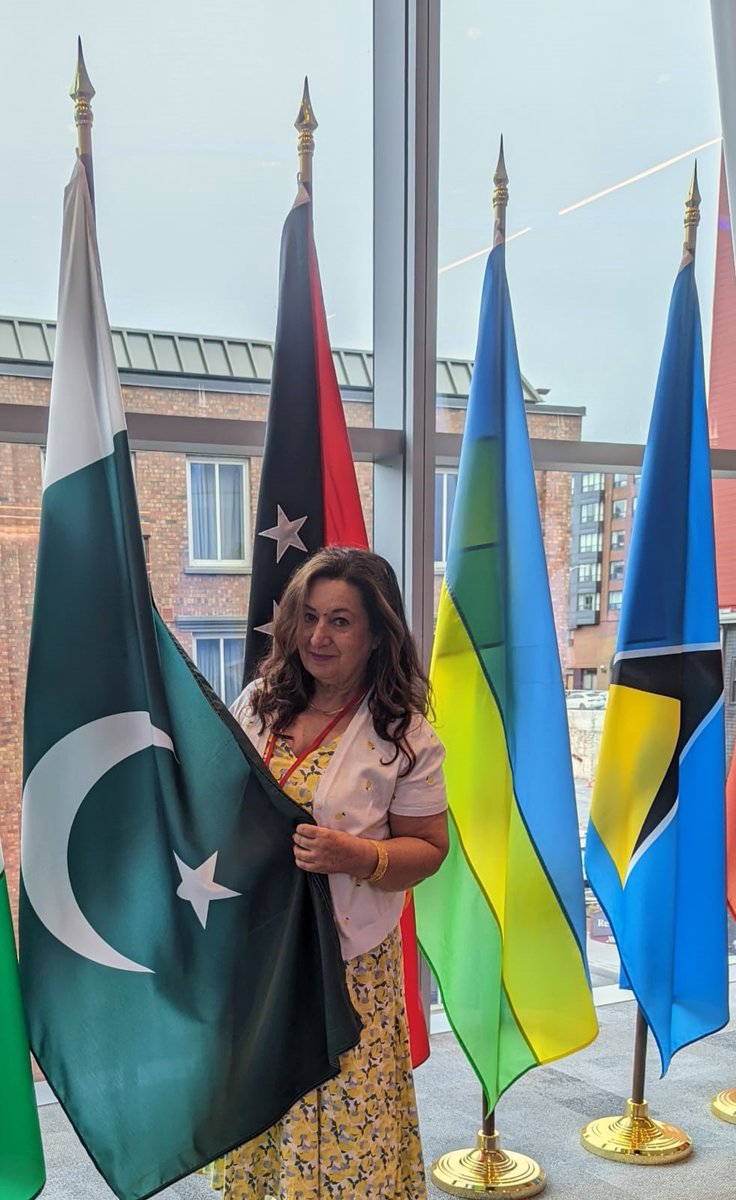 I would like to wish a happy #PakistanDay to the Pakistani diaspora in Canada and abroad. 
<a href="/PakinCanada_/">Pakistan High Commission Canada</a>