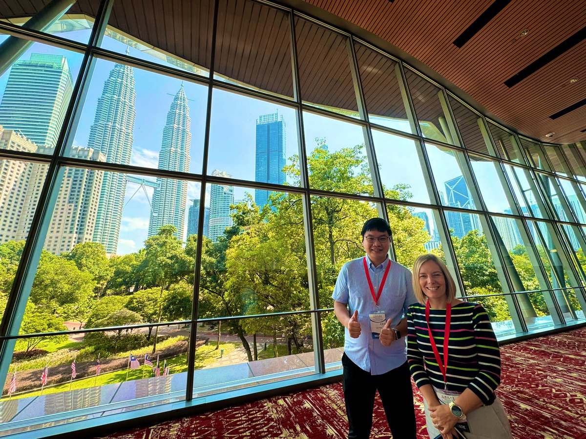 jackpun9's tweet photo. Wonderful meeting with Katie at AILA2024. Exciting opportunities of publishing with Routledge.  Thanks for all your professional support and excellent advice. Lots of exciting ideas for EMI in HE book proposals! Come and join us!!! @Katie_Peace_Ed #AILA2024 https://t.co/W9NO2KA8JA