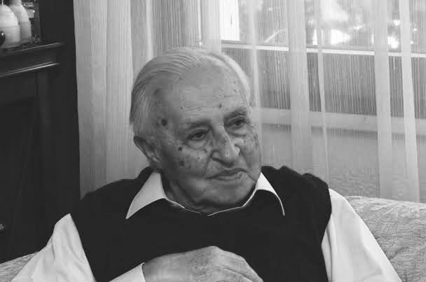 Yazdığı kitaplar ile binlerce hekimin yetişmesine katkıda bulunan, tıp camiasının önde gelen isimlerinden Doç. Dr. Vahe Aleksanyan’ı kaybetmenin derin üzüntüsü içerisindeyiz. 

Ailesine, sevenlerine ve sağlık camiasına sabır ve başsağlığı diliyoruz. Ruhu şad olsun.