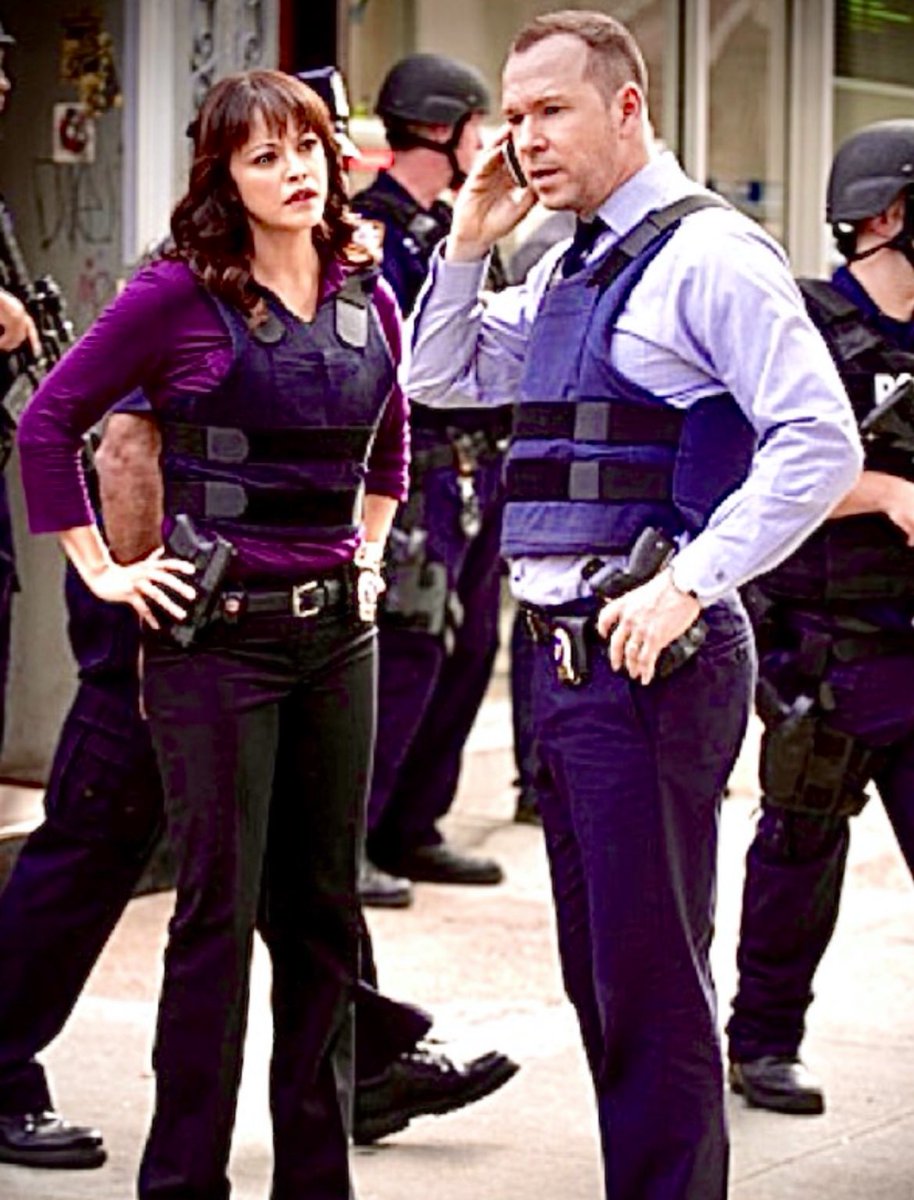 VirginiaInCal's tweet photo. Bring them back ! 
I saw your list of new shows, trust me you don’t have any shows that are even half as good Blue Bloods.
Renew and film more episodes for season 15. #savebluebloods #bluebloods #hirethembackcbs @bluebloods_cbs @cbstv @paramountco  @skydance #daez https://t.co/I13zm0mRsp