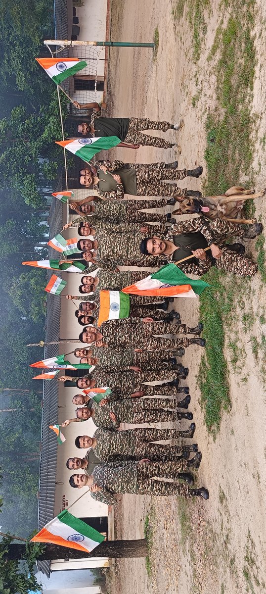 219BNCRPF's tweet photo. #HarGharTirangaCampaign #219bncrpf https://t.co/Rqk10zSuyu