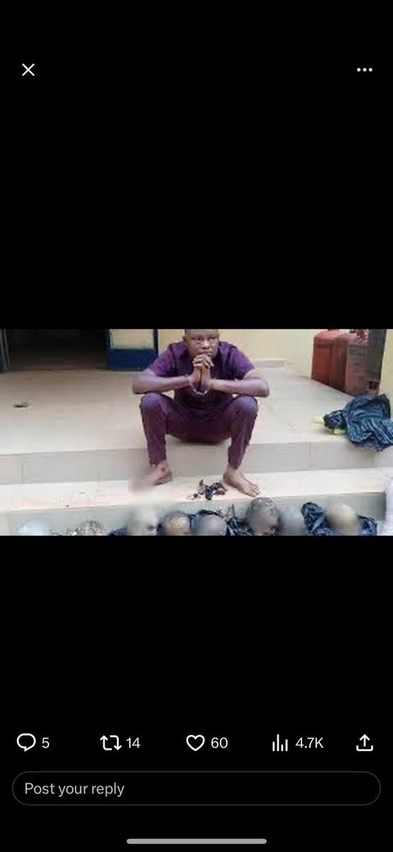MrEpic83's tweet photo. Wtf😭😭😭😭 

And they have the audacity to want to criticise us kodwa they do such to each other😭😭

#VoetsekSAMedia | Africa - Sign the Petition | Nigeria https://t.co/bkfUqrwTtg