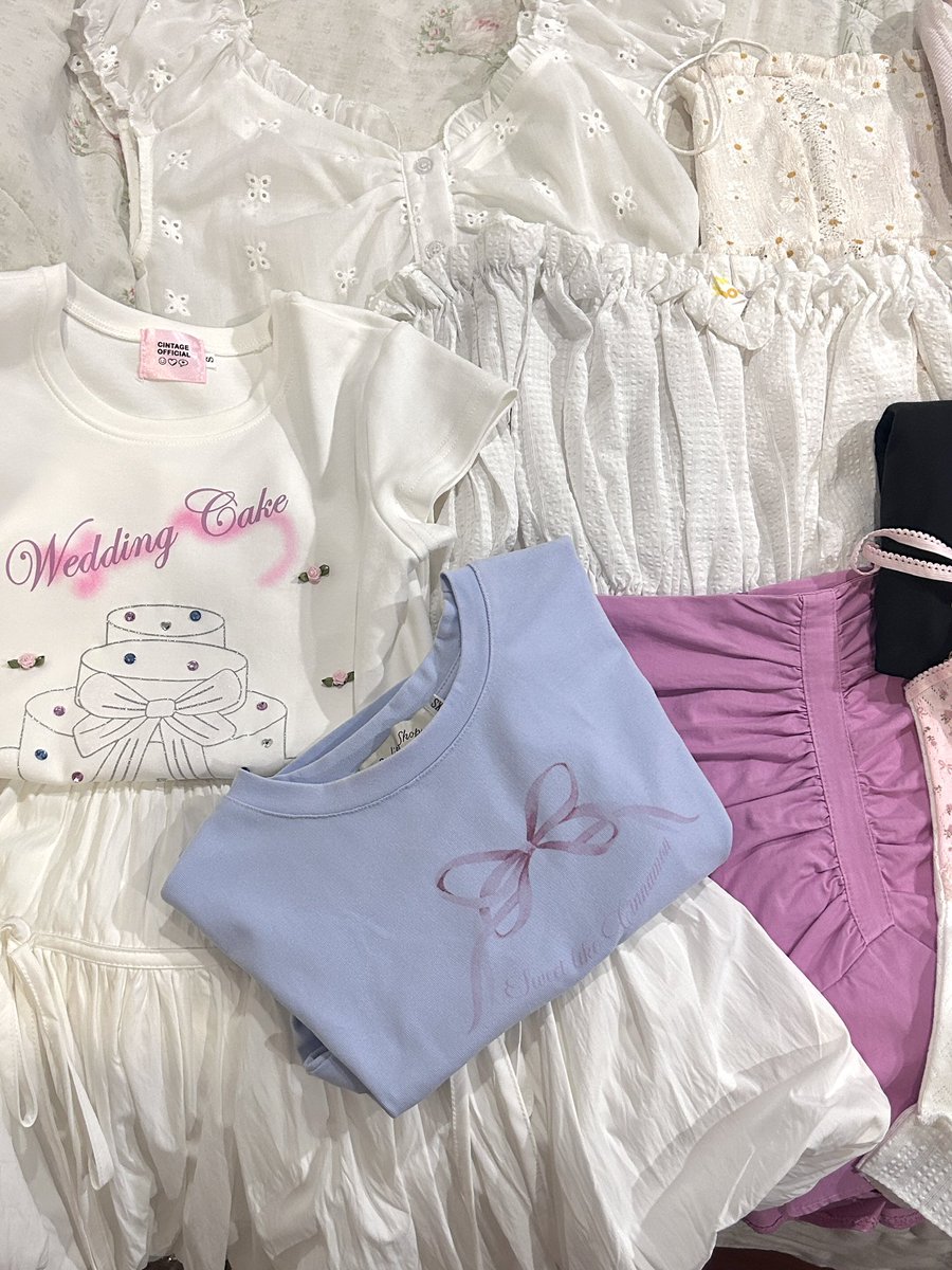2handpeacha's tweet photo. ส่งต่อเสื้อผ้า last lot❣️
ค่าส่ง 45 รี+ปักลด 5฿

*มีมากกว่าในรูป
ลง (15/8 19.30) ♡

#ส่งต่อเสื้อผ้า #ส่งต่อเสื้อมือสอง #ส่งต่อเสื้อผ้ามือสอง #เสื้อผ้ามือสอง #เสื้อผ้ามือสองราคาถูก  #ส่งต่อเสื้อผ้ามือ2 #โล้ะตู้เสื้อผ้า #ส่งต่อcintage #ส่งต่อvghbkk #ส่งต่อstylistshop #nicharisshop https://t.co/K8mhXewVrQ