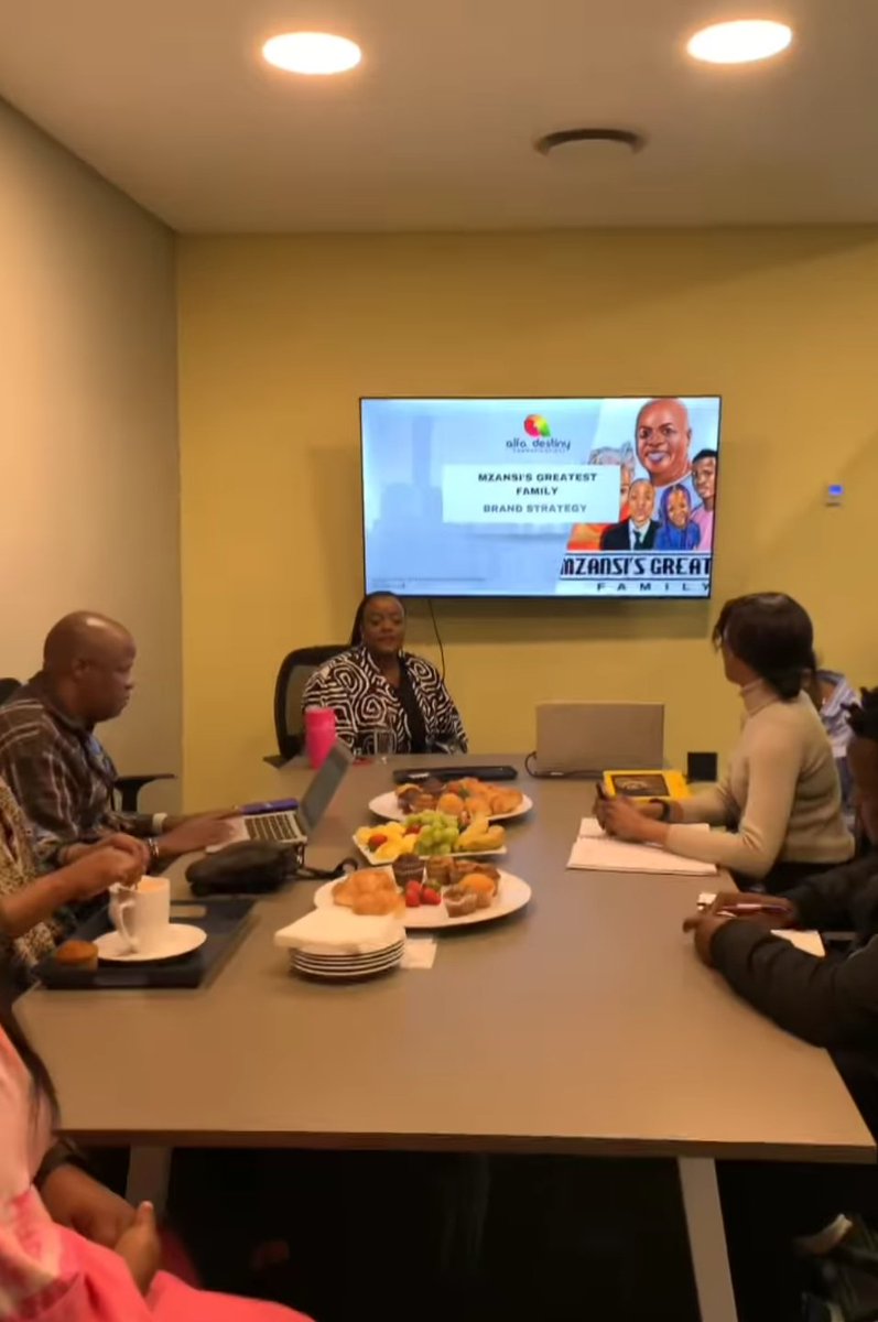 Mzansi's Greatest Family #Thenkoanes tweet media