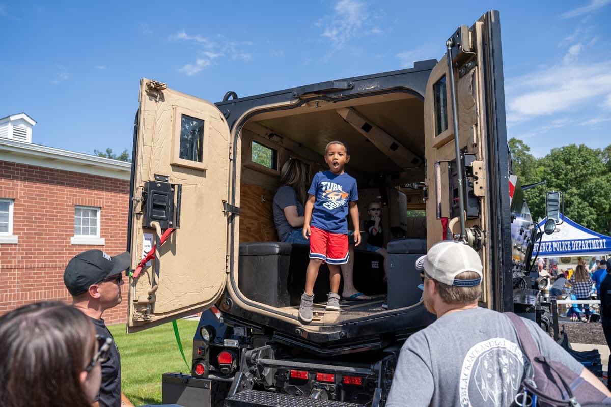 Lawrence Police Dept tweet media
