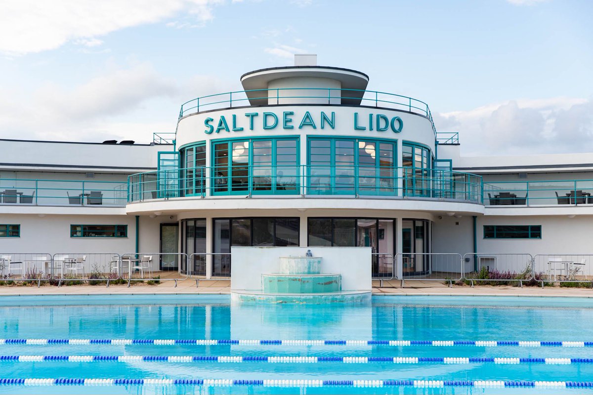 FriendsBaths's tweet photo. How's this for an amazing restoration of a Grade II* #historicpool? The 1938 #ArtDeco @SaltdeanLido in #Brighton was threatened with demolition in 2010, saved by a local campaign & restored with the help of @HeritageFundUK.
There's hope for #Carlisle's baths!
#HeritageMatters https://t.co/u73JbrfGzt