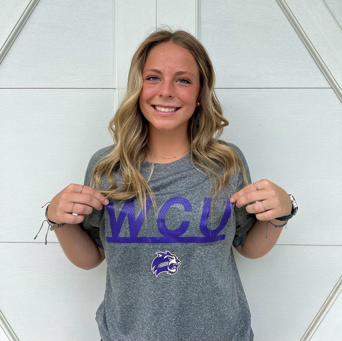 Congratulations to one of our very own <a href="/KaydenLyda9/">Kayden Lyda</a> on her Commitment to further her education and athletic career at <a href="/CatamountSB/">Western Carolina Softball</a> #CrushLife