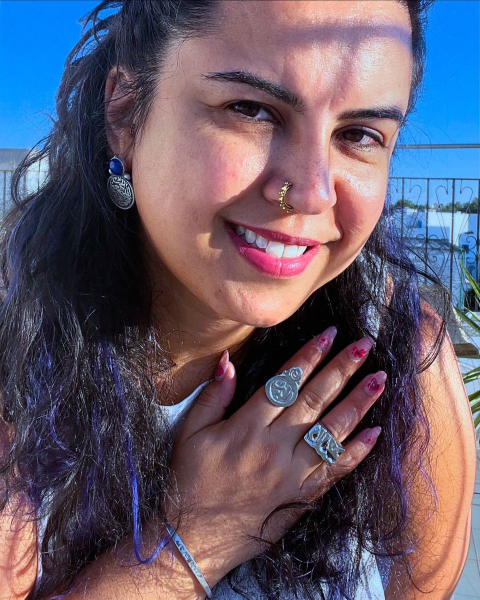 ahadibynisria's tweet photo. 💎🦋💙

> Cuffs: @ahadibynisria 
> For every sold cuff a child is served a meal through @nisria.co 
> https://t.co/84aX8OPhC5 https://t.co/y1icBfVb53