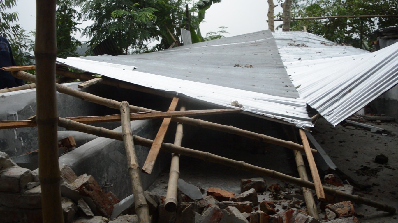 আত্রাইয়ে জমি দখলকে কেন্দ্র করে দু-পক্ষের পাল্টাপাল্টি অভিযোগ