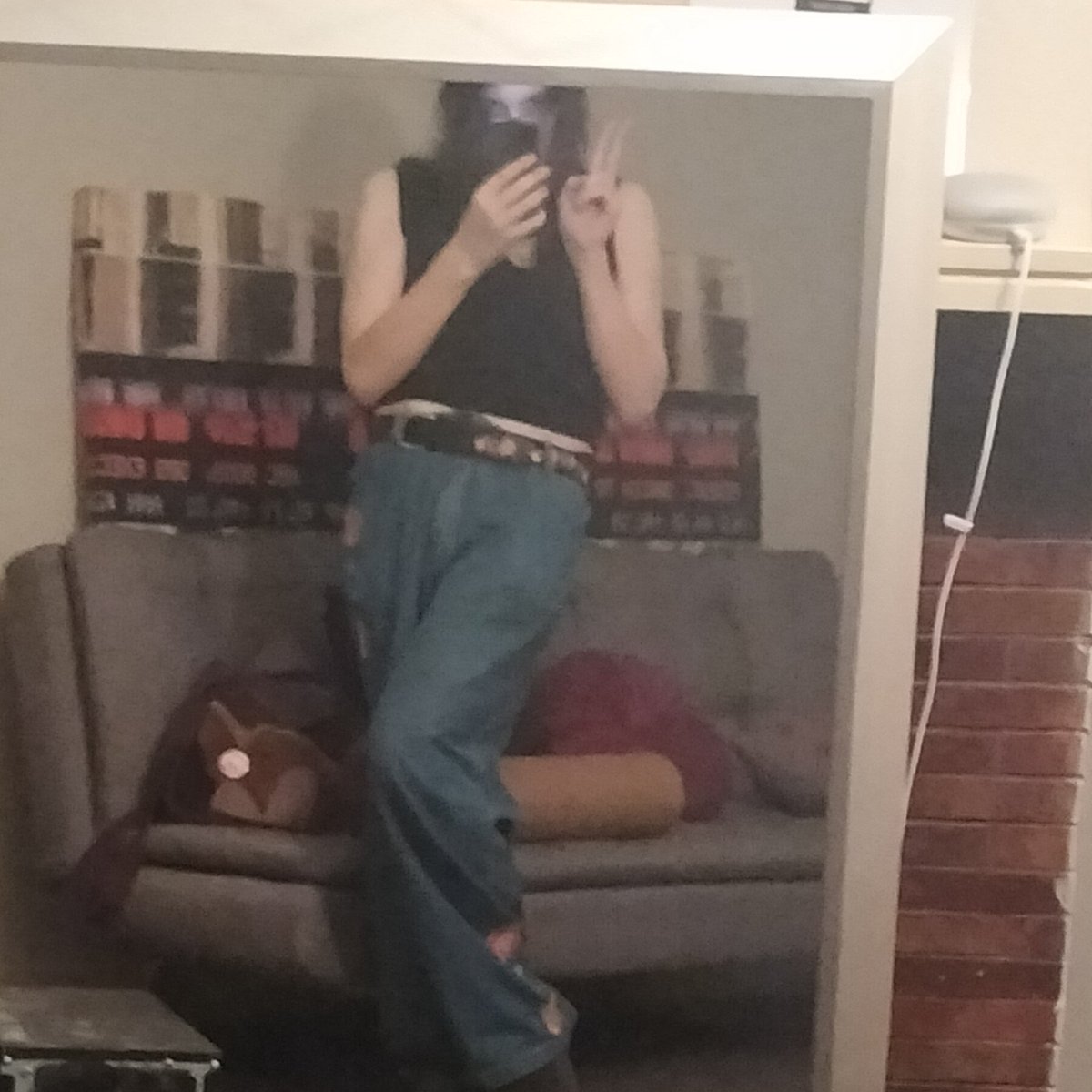 Girl who is all moved out of her old house 🥰