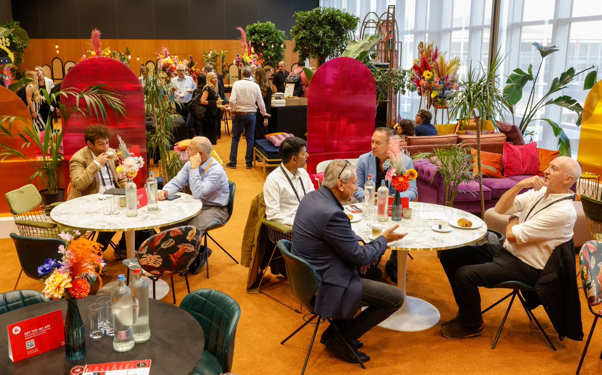 BrdcstProjects's tweet image. Did you get your visitor pass for @IBCShow yet? Do so soon before you have to pay for one! 

Get yours for free now with Broadcast Projects&apos; special link! 
buff.ly/4dE2Cwz 

#IBC2024 #IBCShow #MediaPartner #Broadcast #Media #Entertainment #Networking