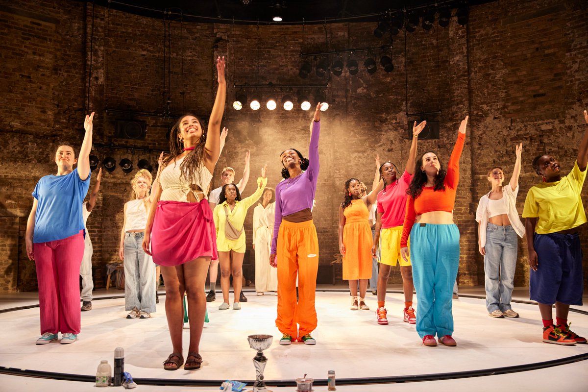 Almeida Theatre tweet media