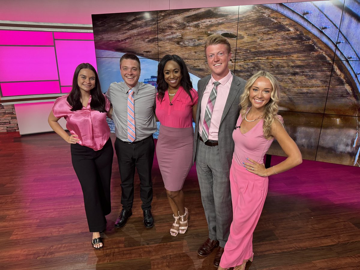 It’s the 13th so we’re wearing our #pink 💖
Reminding everyone to know your normal and stay aware of your breast health. 
#HappyTuesday🙋🏽‍♀️
#UpWith13☕️
<a href="/wzzm13/">13 On Your Side</a>