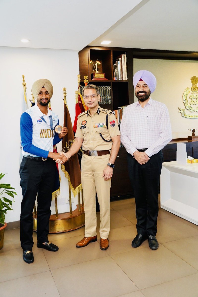 Mandeep Singh tweet media