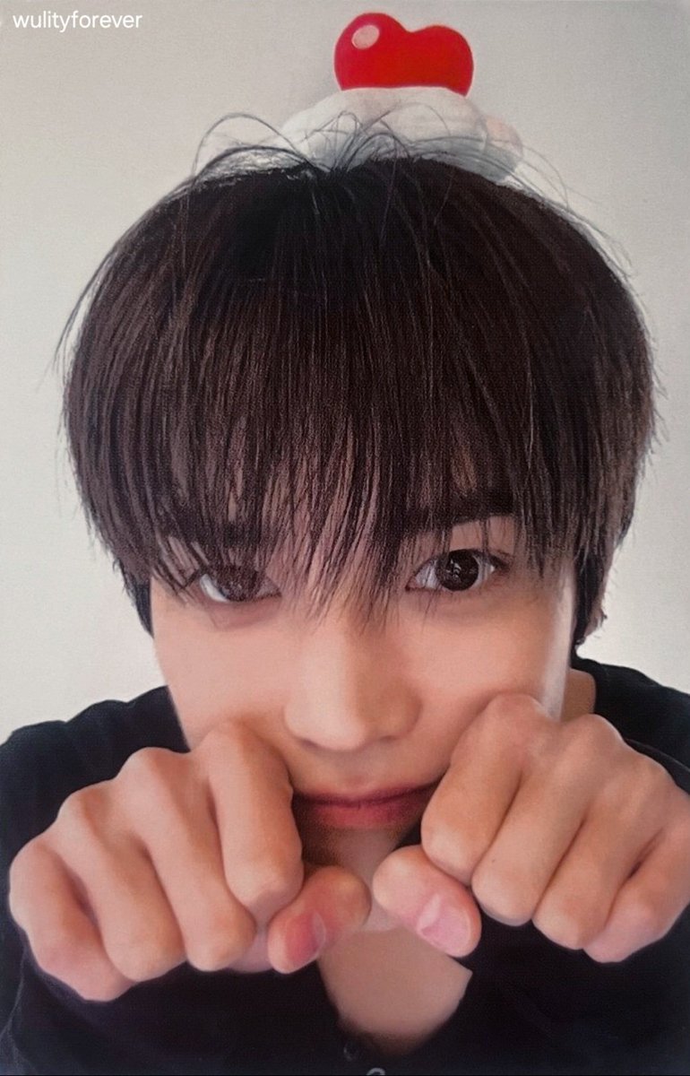 taeyongpictures's tweet photo. KITTYONG 🐾 https://t.co/VBUcGnBwBe