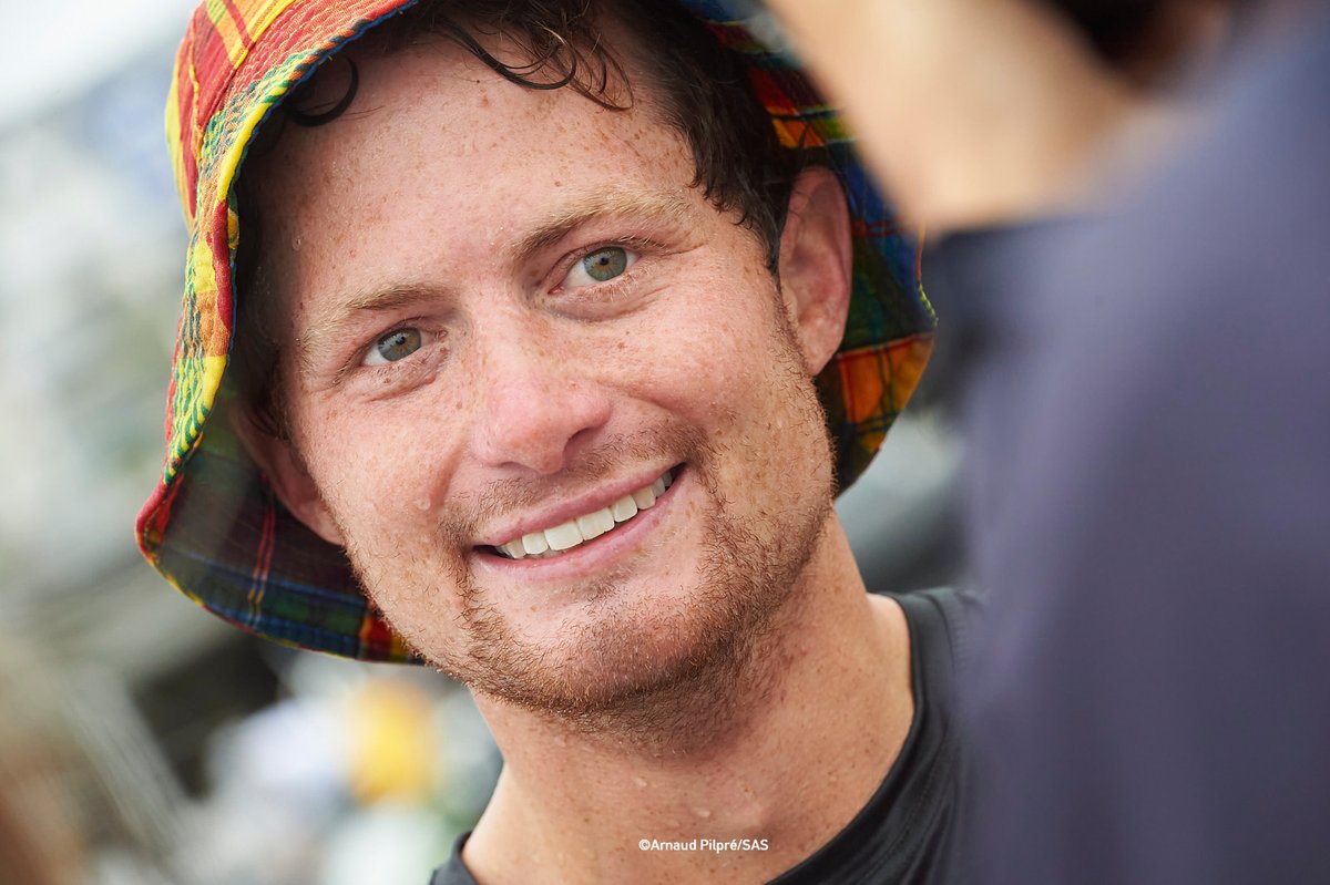 [MINI 6.50] SAS : nouveau succès pour les Lorientais ! 🏆

Belle victoire d’Alexandre Demange termine finalement quelques minutes devant Caroline Boule ! Romain Van Enis complète ce podium de nouveau 100% lorientais 

➡️ bit.ly/SAS_2024LGL

📸 Arnaud Pilpré