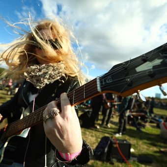 Una bella captura la que me hizo <a href="/BagliettoMatias/">Matías Baglietto</a> en el gran homenaje del #CumpleCerati en Vicente López junto a <a href="/Vorterix/">Vorterix</a> 🤩