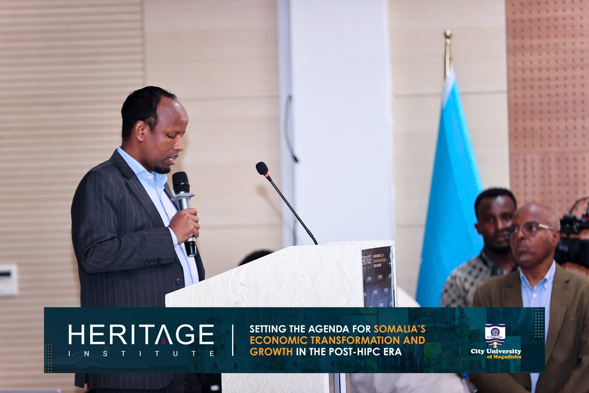 HIPSINSTITUTE's tweet image. &quot;22% xarumaha caafimaadka aasaasiga waxa ay wajahayaan caqabad, ay ka midyihiin heli taaganka Biyo nadiif ah iyo Koronto joogto ah.&quot; — Dr. Cali Xaaji, Wasiirka Cafimaadka Soomaaliya 

#SDF2024
#SomaliaDevelopment
#PostHipc
#HeritageForum