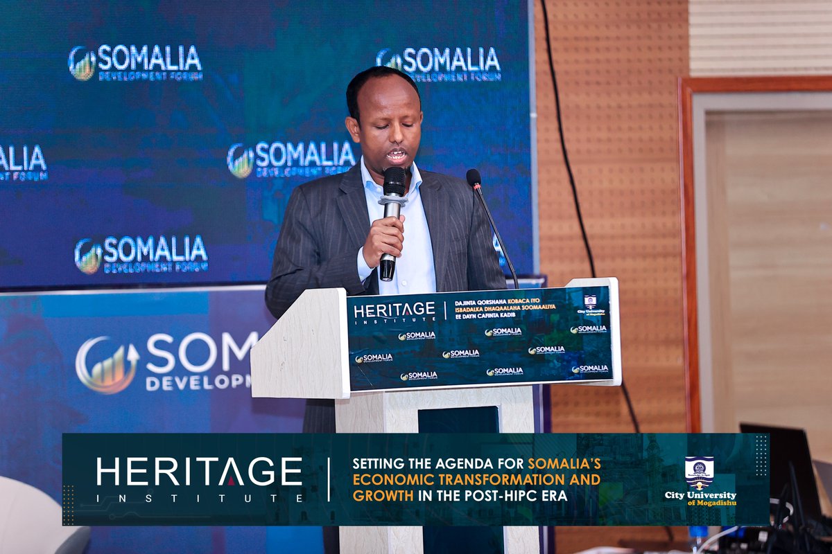 HIPSINSTITUTE's tweet image. &quot;22% xarumaha caafimaadka aasaasiga waxa ay wajahayaan caqabad, ay ka midyihiin heli taaganka Biyo nadiif ah iyo Koronto joogto ah.&quot; — Dr. Cali Xaaji, Wasiirka Cafimaadka Soomaaliya 

#SDF2024
#SomaliaDevelopment
#PostHipc
#HeritageForum