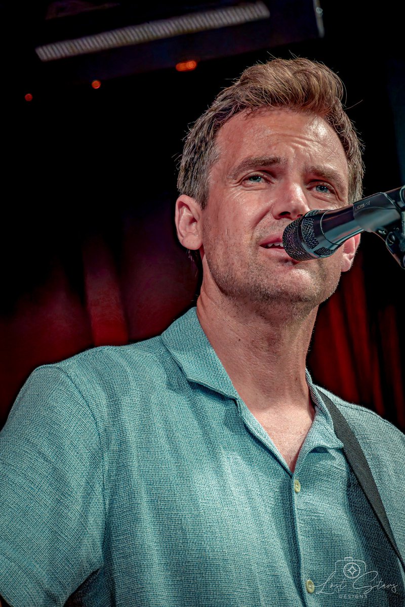 LostStarsDesign's tweet image. .@TylerHilton performing at The Music Hall Lounge. #TylerHilton