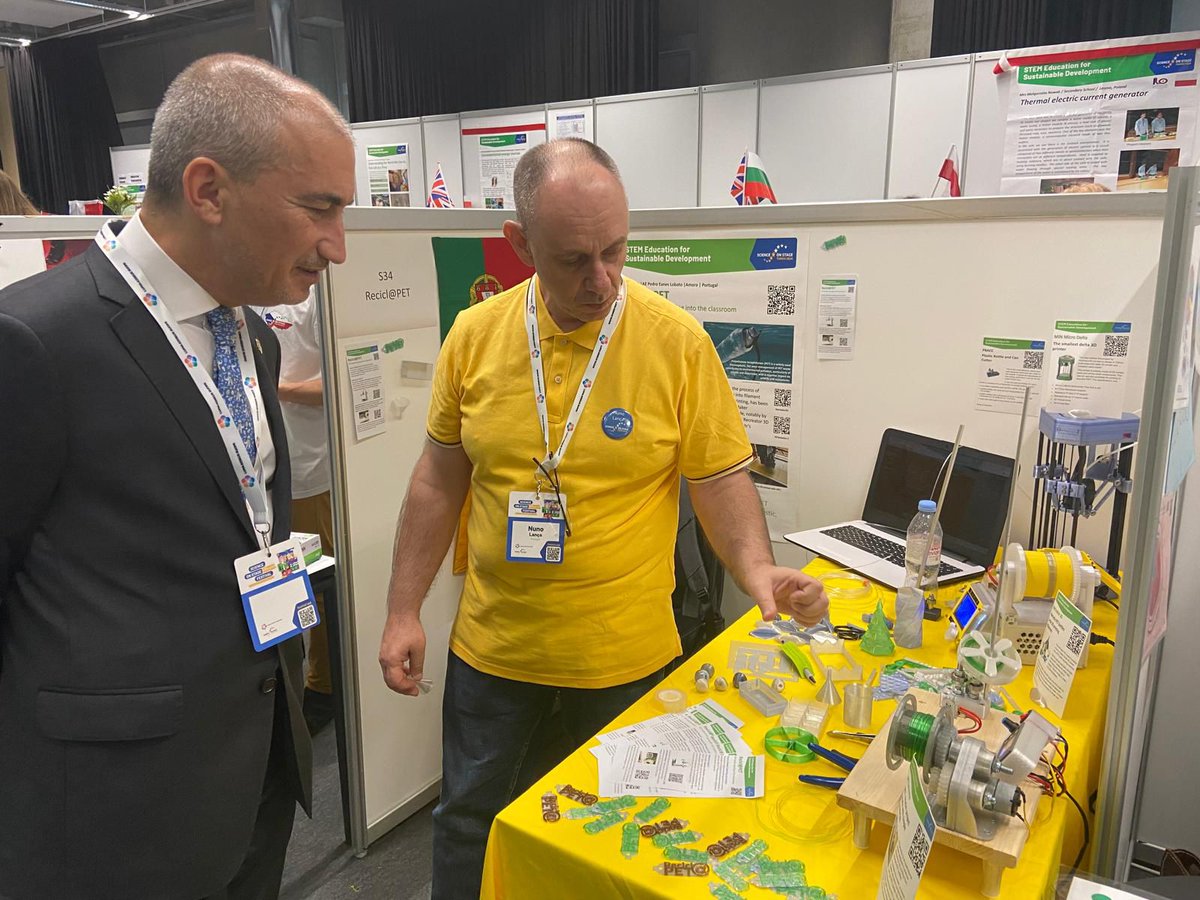 <a href="/ScienceonStage/">Science on Stage</a>