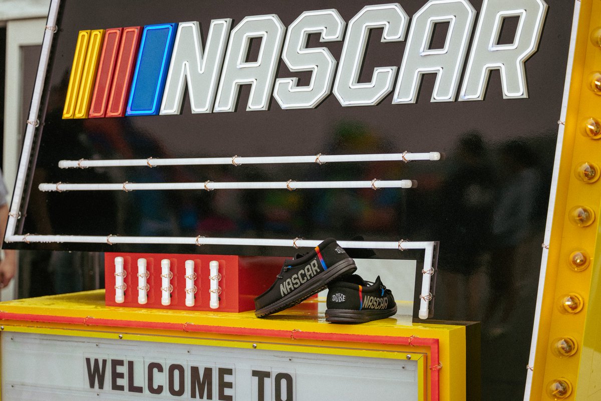 A_S12's tweet photo. .@Crocs is expanding its NASCAR licensing association with a new collection from its @HeyDudeShoes brand, with five pairs that will sell for $74.99 each online and at @RackRoomShoes stores among other retailers. https://t.co/BoT5Y38NfO