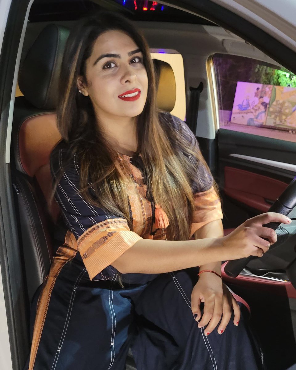 BajajGehna's tweet photo. Just a girl boss, building her own empire !
.
.
.
.
.
.
#new #car #mg #astor #savvy #white #redinterior #ai #adas #gehna #gehnabajaj https://t.co/HVXvXknZIh