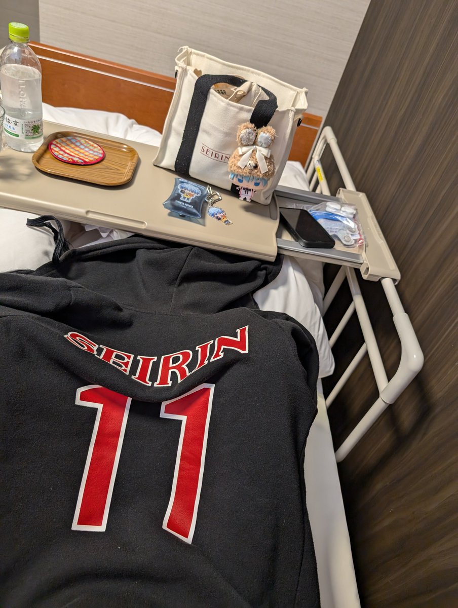 sorayu_RedLight's tweet photo. 無事に退院も出来まして死ぬほど元気なんですが手術より、点滴が下手すぎて毎日ブチ切れてます。笑 https://t.co/X6oNJzcykU