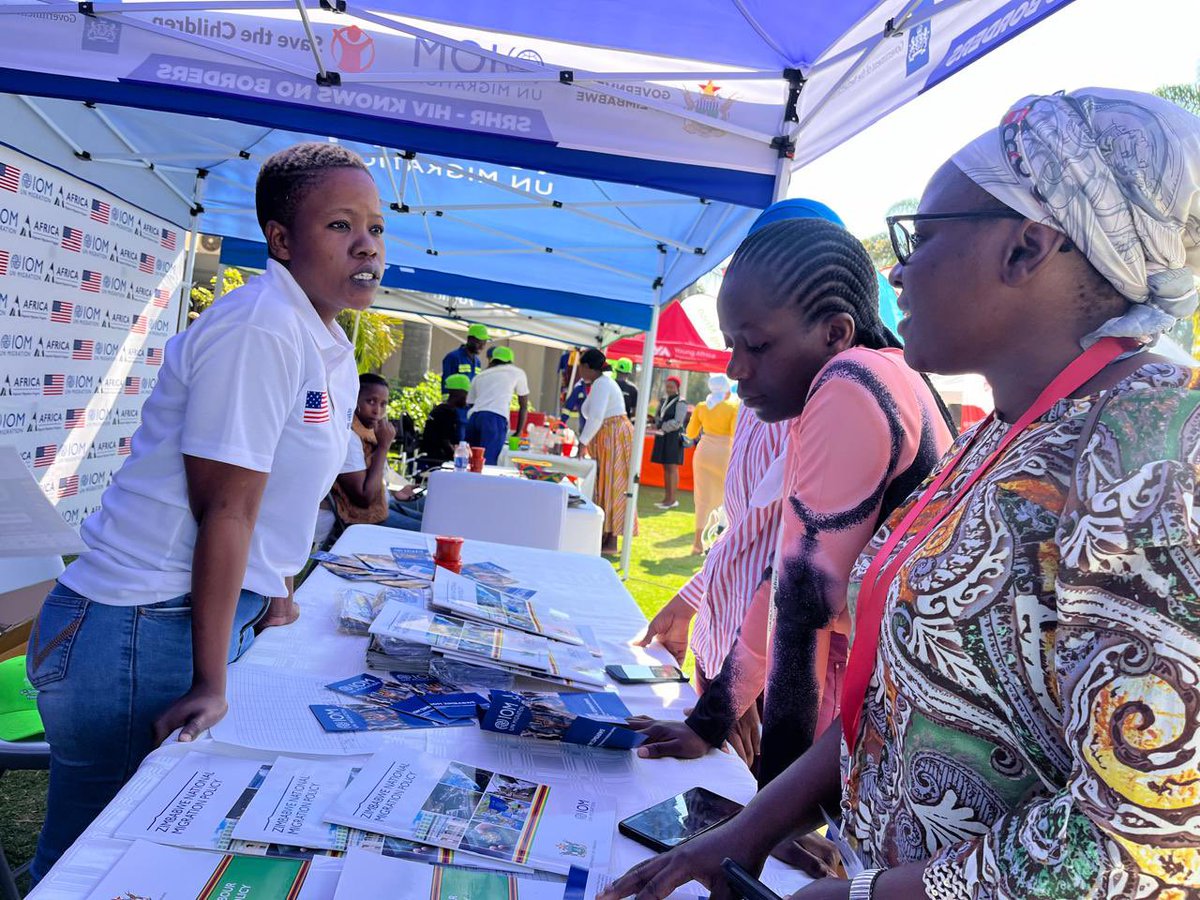 IOMROpretoria's tweet image. Today is the last day of the #6thSouthernAfricaYouthForum 

Come visit the IOM exhibition 
booth and learn more about our work on safe &amp;amp; regular #migration, Sexual, Reproductive, Health and Rights - HIV Knows No Borders.

#ARMP
#SRHR