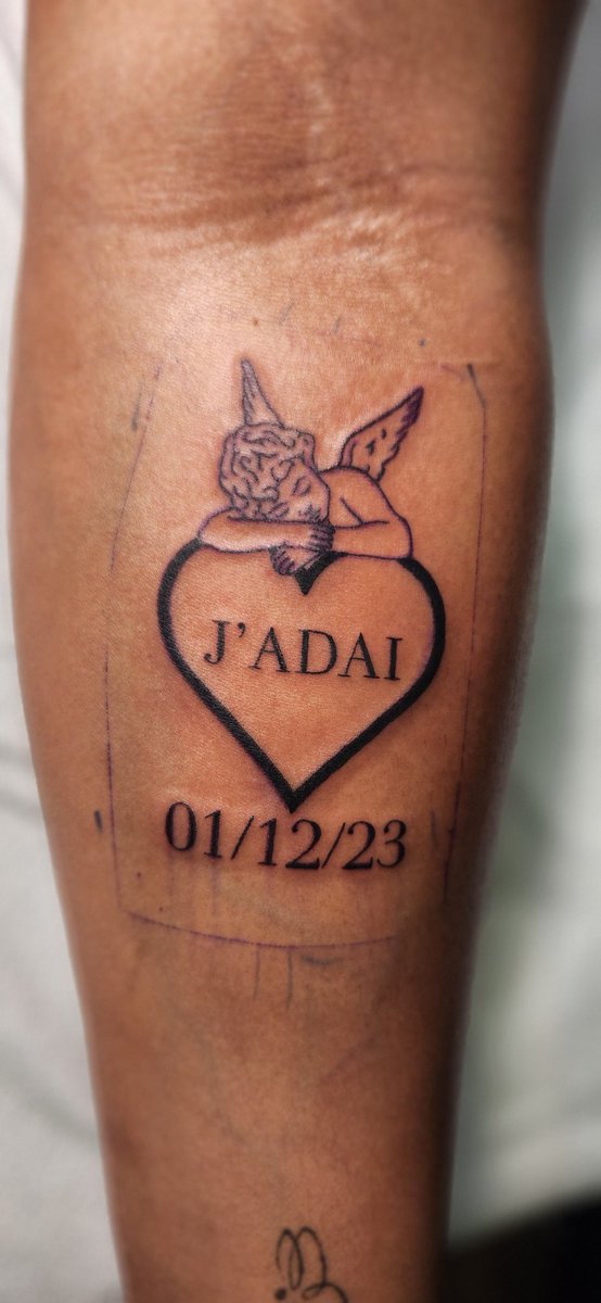 jrutd12's tweet photo. 💉 https://t.co/4TNydQErtr