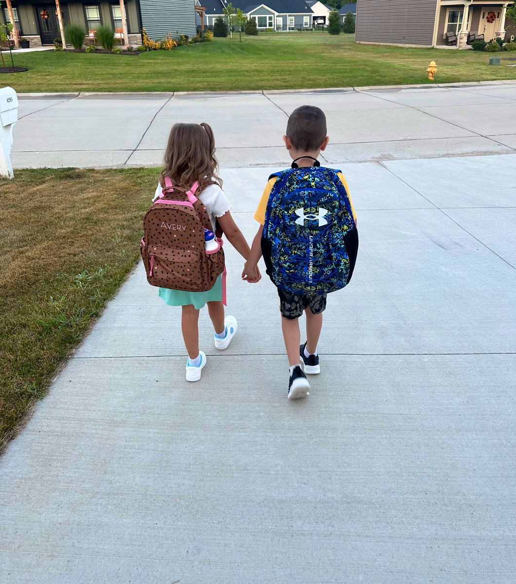 Alyssa Hart tweet media