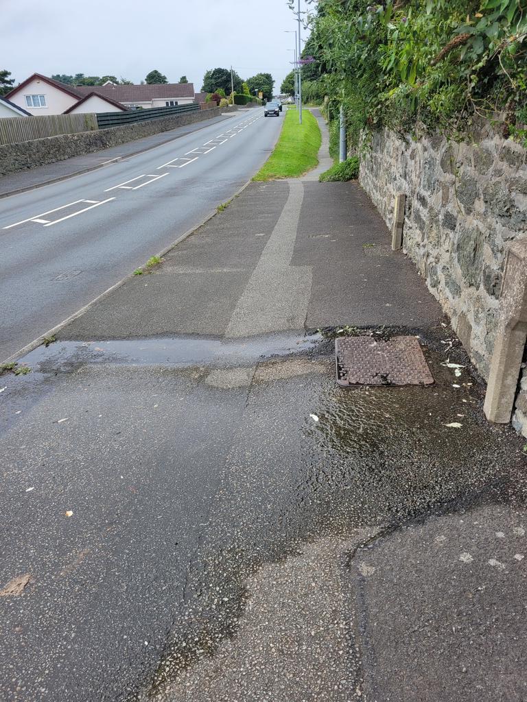 Mrs Malone tweet media