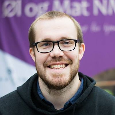 Fun, well-written, and interesting blog post following the process of <a href="/orkj/">eiriksm</a> to update some #drupal 7 legacy code. 

eiriksm.dev/getting-rid-of…

If you’re a Drupal module developer, I bet you’ll be able to relate to this.