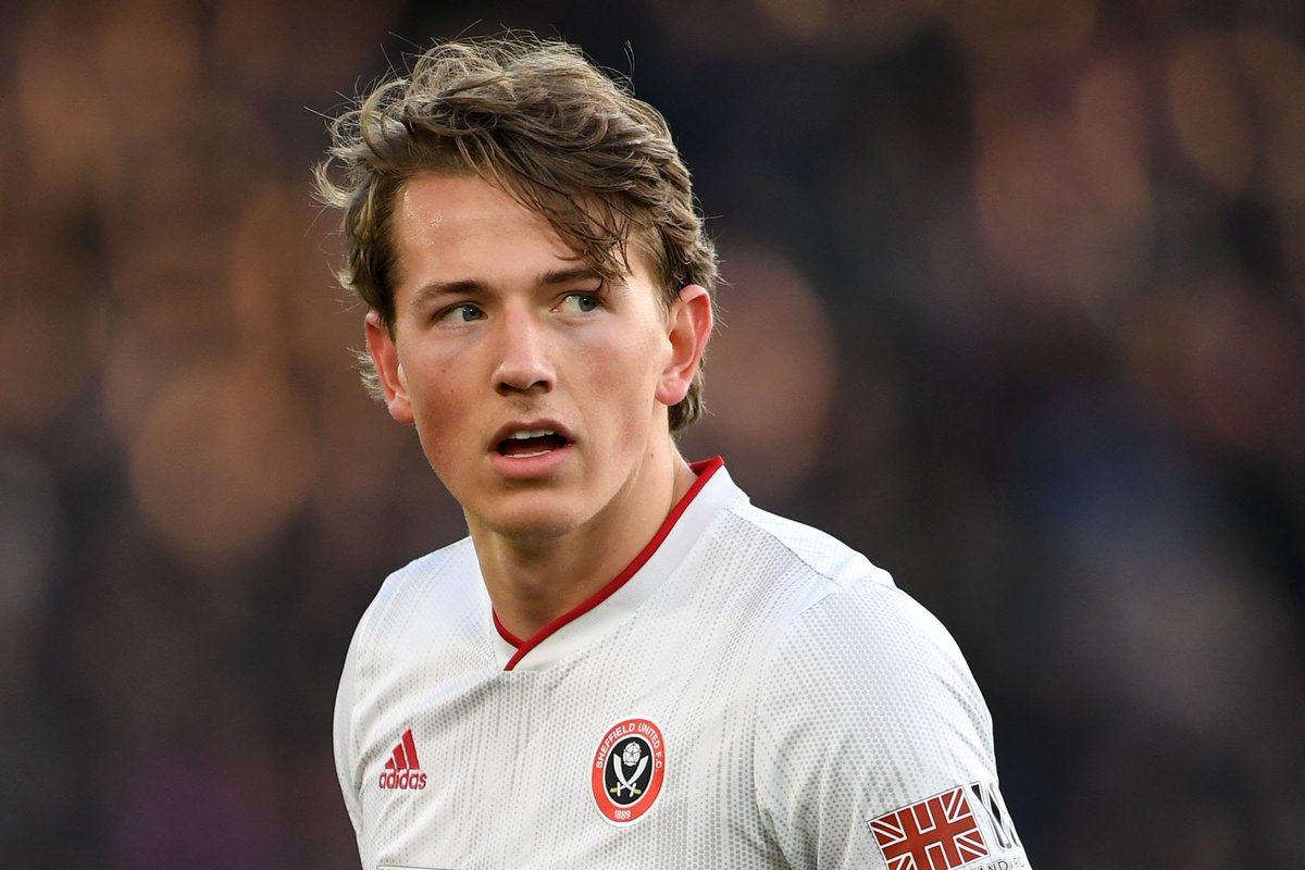 ammandev's tweet photo. If INEOS can somehow swindle a loan with an OPTION to buy (no obligation) for Manuel Ugarte AND some sort of fairly-priced deal for Sander Berge…

Then that’s a HUGE window for them 🙌

Already strong but this would be 👌🏽 https://t.co/t9lCZg0RqX