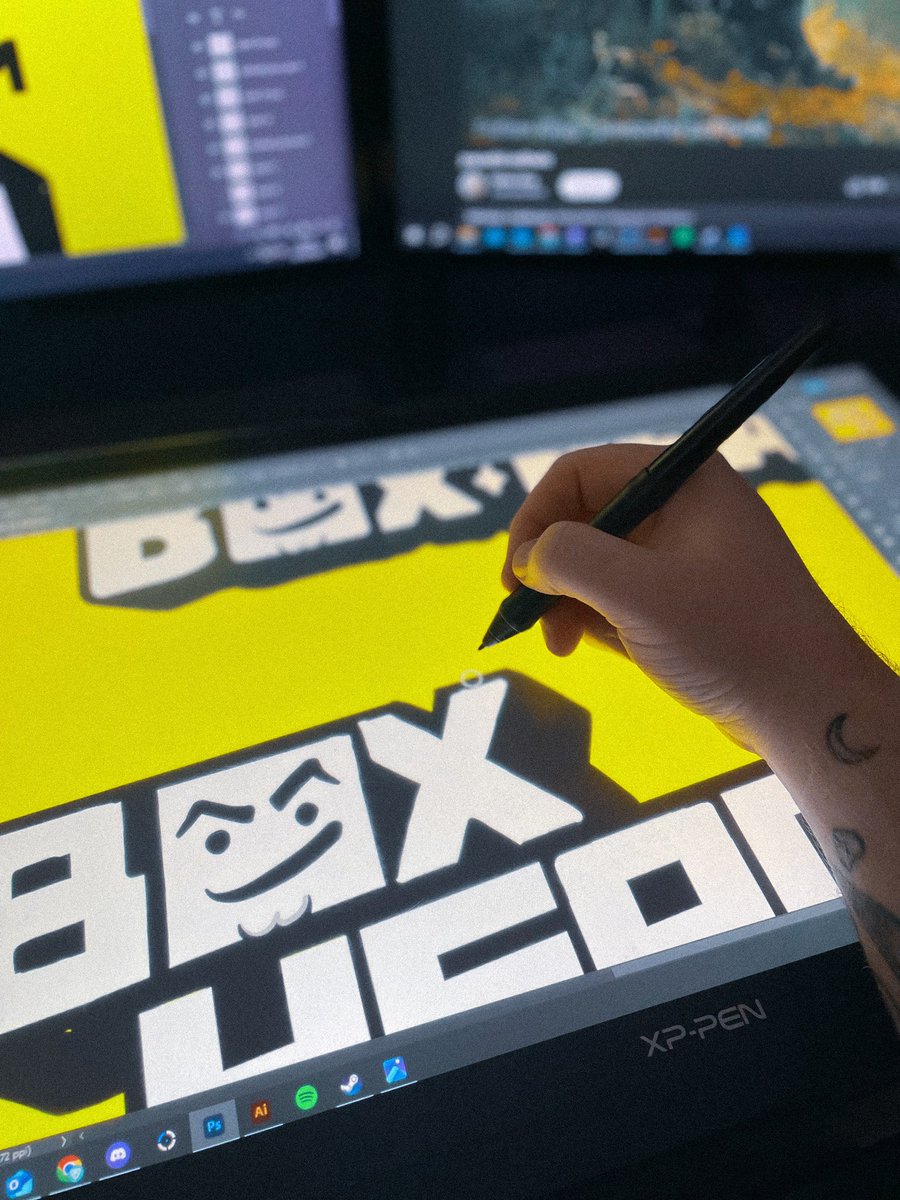 DebonairMedia's tweet image. sketching some client work ✨