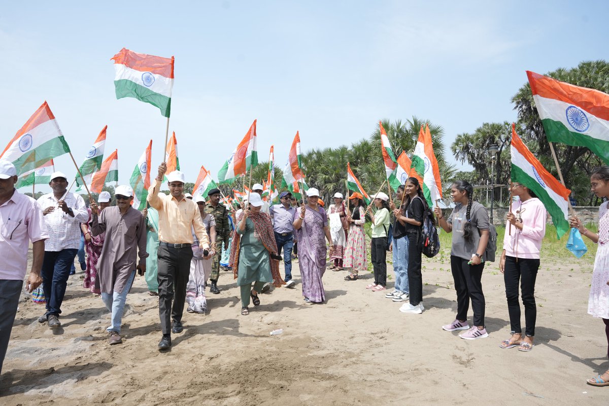 Collector, Diu tweet media