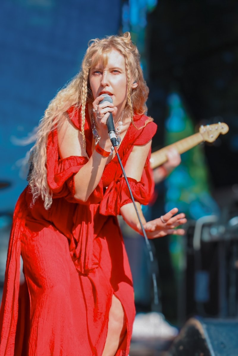 An absolutely epic weekend playing
<a href="/Lakefestuk/">Lakefest</a> and <a href="/devafestuk/">Deva Fest</a> ❤️

Thank you to all the magical souls who were a part of it 💫

📸: imlouis_0 &amp; <a href="/TheLakesStudio/">The Lakes Studio</a> 

#livemusic