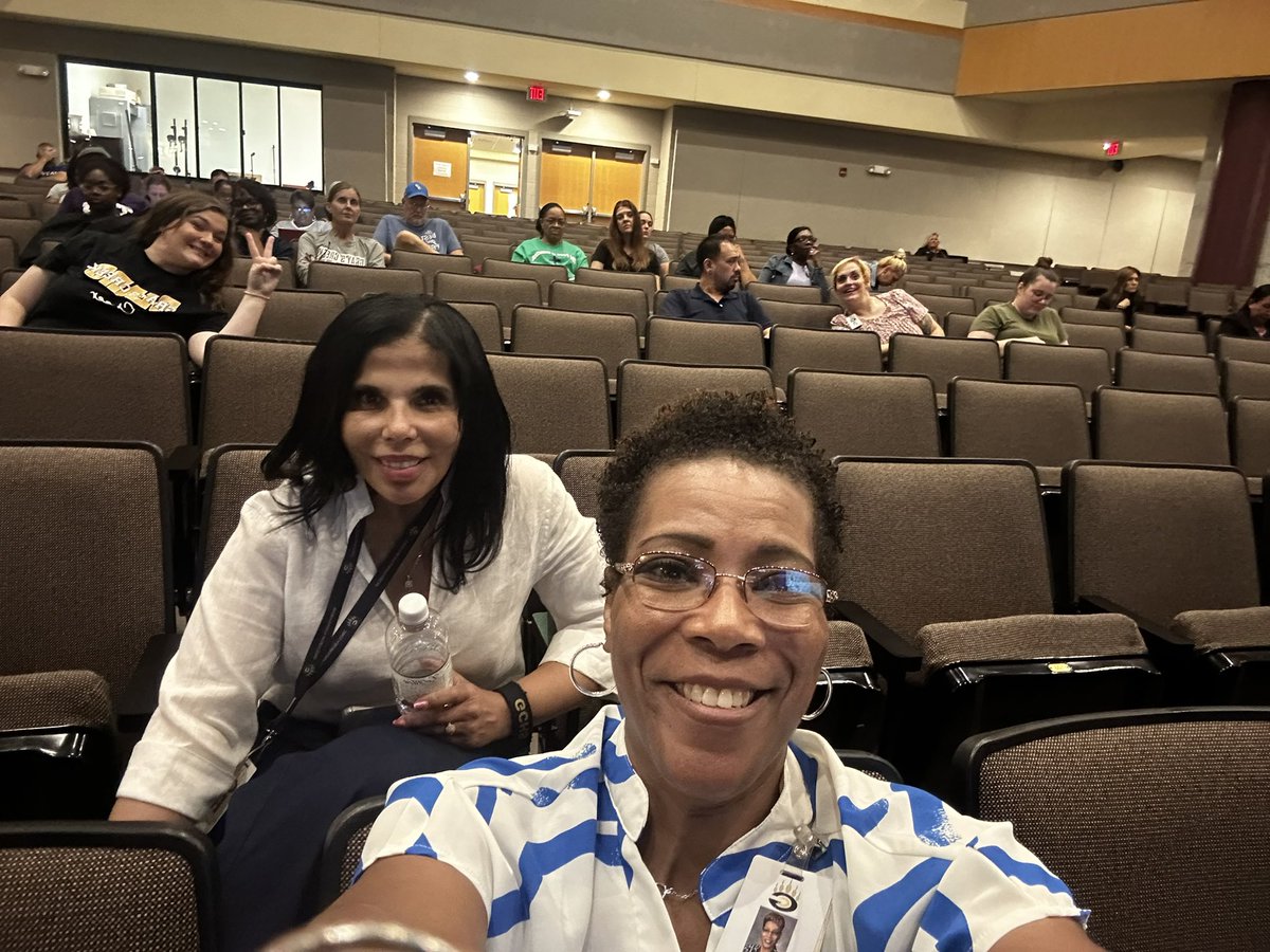 MsTHill70's tweet photo. @GraysCreekHS faculty and staff in the house for the CCS Watch Party! LET’s GET ENERGIZED!! 
#WeAreCCS @CCSSuptConnelly @ccssecondaryed @mellottahill1 https://t.co/cxdBEa5SK7
