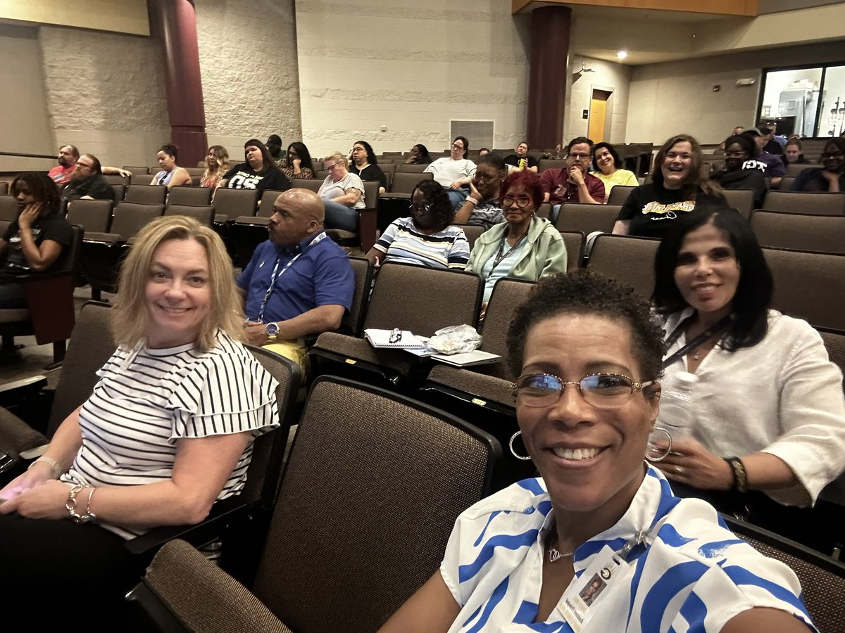 MsTHill70's tweet photo. @GraysCreekHS faculty and staff in the house for the CCS Watch Party! LET’s GET ENERGIZED!! 
#WeAreCCS @CCSSuptConnelly @ccssecondaryed @mellottahill1 https://t.co/cxdBEa5SK7