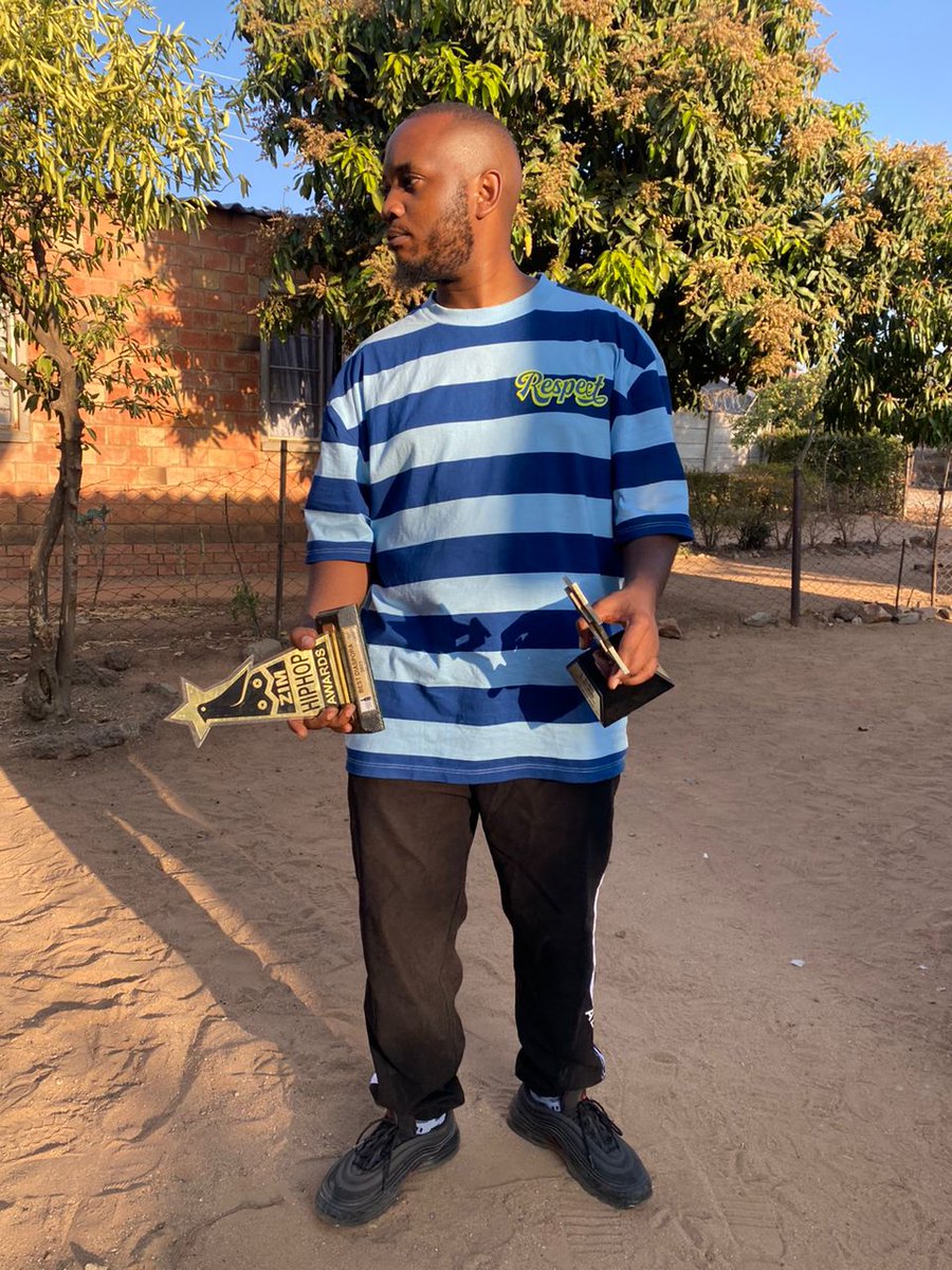 Finally got to see my awards ❤️.  Thank you once again <a href="/ZimHipHopAwards/">Zim hip hop awards</a> and <a href="/ByoArtsAwards/">#BAA8</a> for the opportunity 🔥.  Zimbabwe was great🇿🇼 got a chance to see my old friends and family. Played them #UMSAPHAZI and I already know we got one🔥. 

Pre-Save ditto.fm/umsaphazi