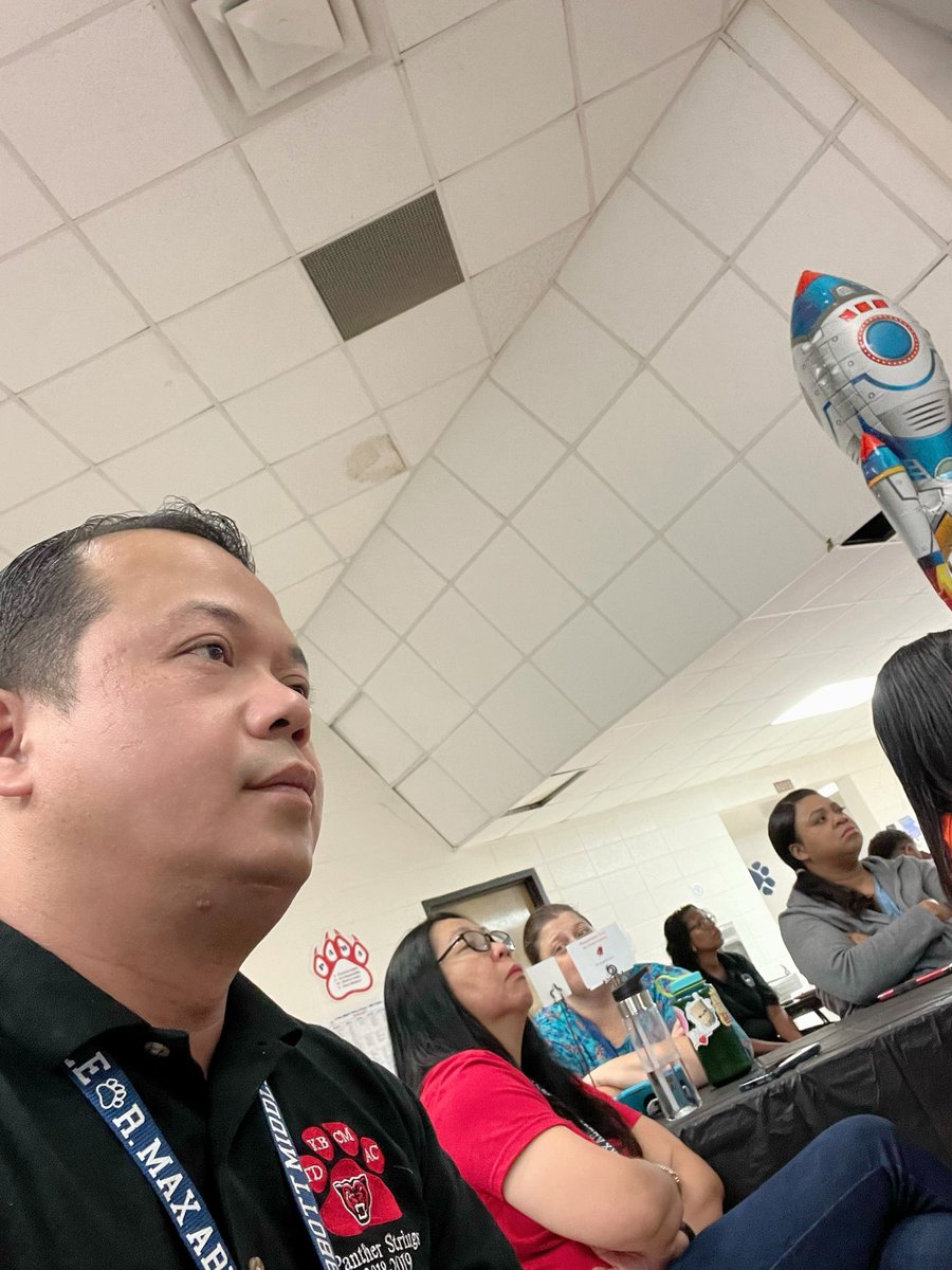 Revonnie Jumarang tweet media