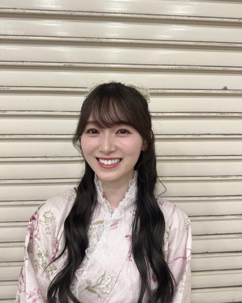 pochineko777's tweet photo. 浴衣美人❤いい笑顔。
海行きたいのか。写真集出して欲しいな。
#renagram
#ranatalk
#守屋麗奈
https://t.co/9pQhNWOgT7 https://t.co/Qimj6xaRU0