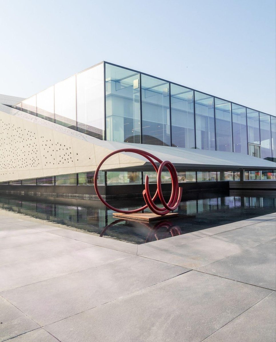 saadiyatae's tweet image. A beautiful blend of nature and urbanism.

Let your imagination bloom by visiting the #BassamFreihaArtFoundation.

#SaadiyatIsland #InAbuDhabi

📷 Bassam Freiha Art Foundation