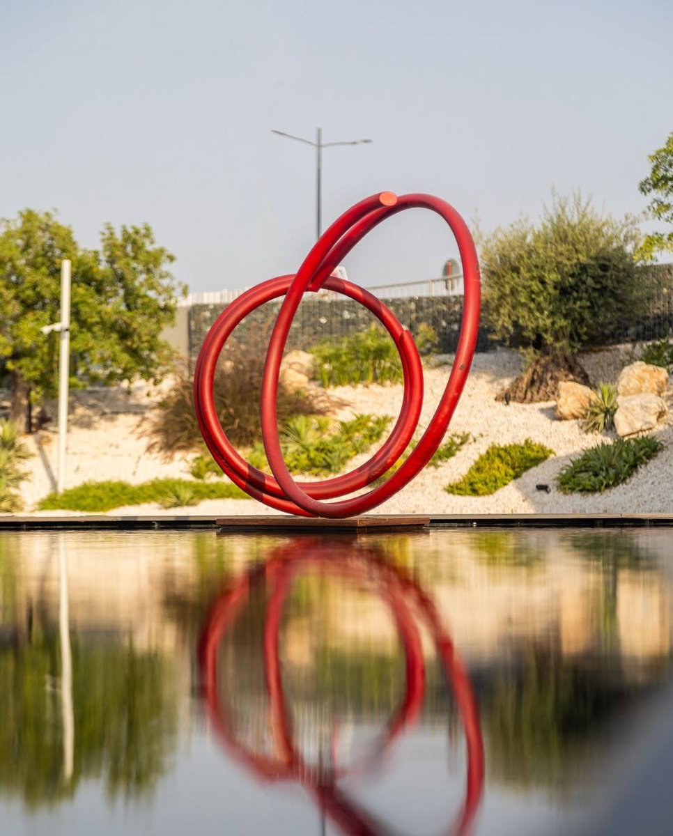 saadiyatae's tweet image. A beautiful blend of nature and urbanism.

Let your imagination bloom by visiting the #BassamFreihaArtFoundation.

#SaadiyatIsland #InAbuDhabi

📷 Bassam Freiha Art Foundation