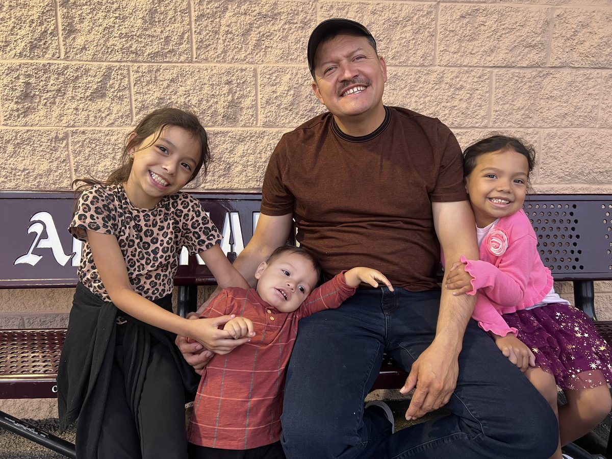 argohs217's tweet image. Thank you Argo community for coming out and supporting us at our annual Walk the Halls Night 2024!! Way to start off the 24 -25 school year!! #goargo