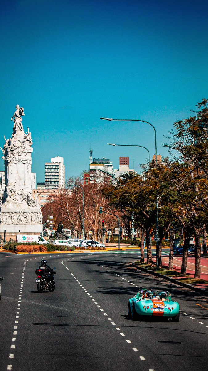 JuampiDesigns's tweet photo. 📱 Quise hacer unos fondos de pantalla del gran evento que @FranColapinto con Gulf. Espero que les gusten 🙌

PD: No se de quién son las fotos originales, así que el crédito va a quién corresponda. https://t.co/3Q6kagszNN