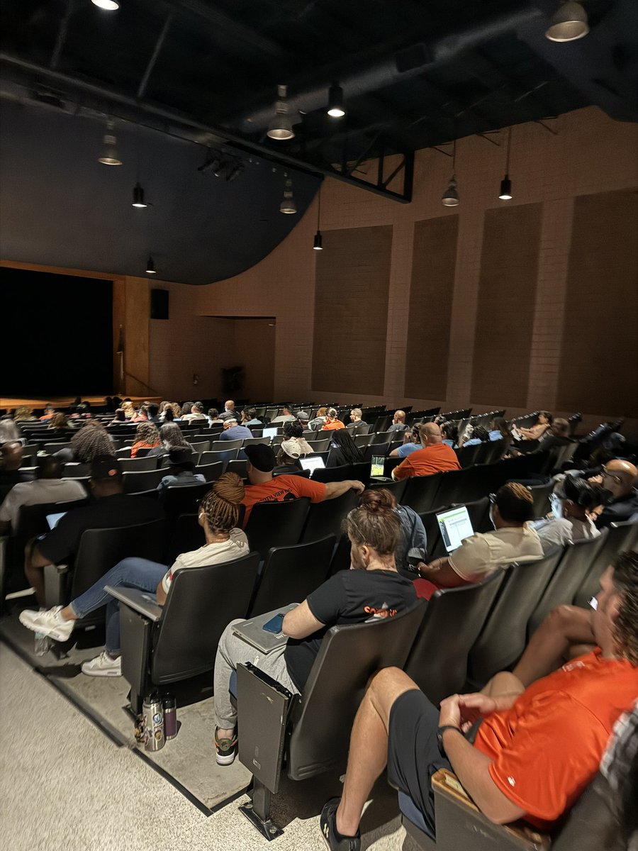 SVHS representing Tiger Country #WeAreCCS