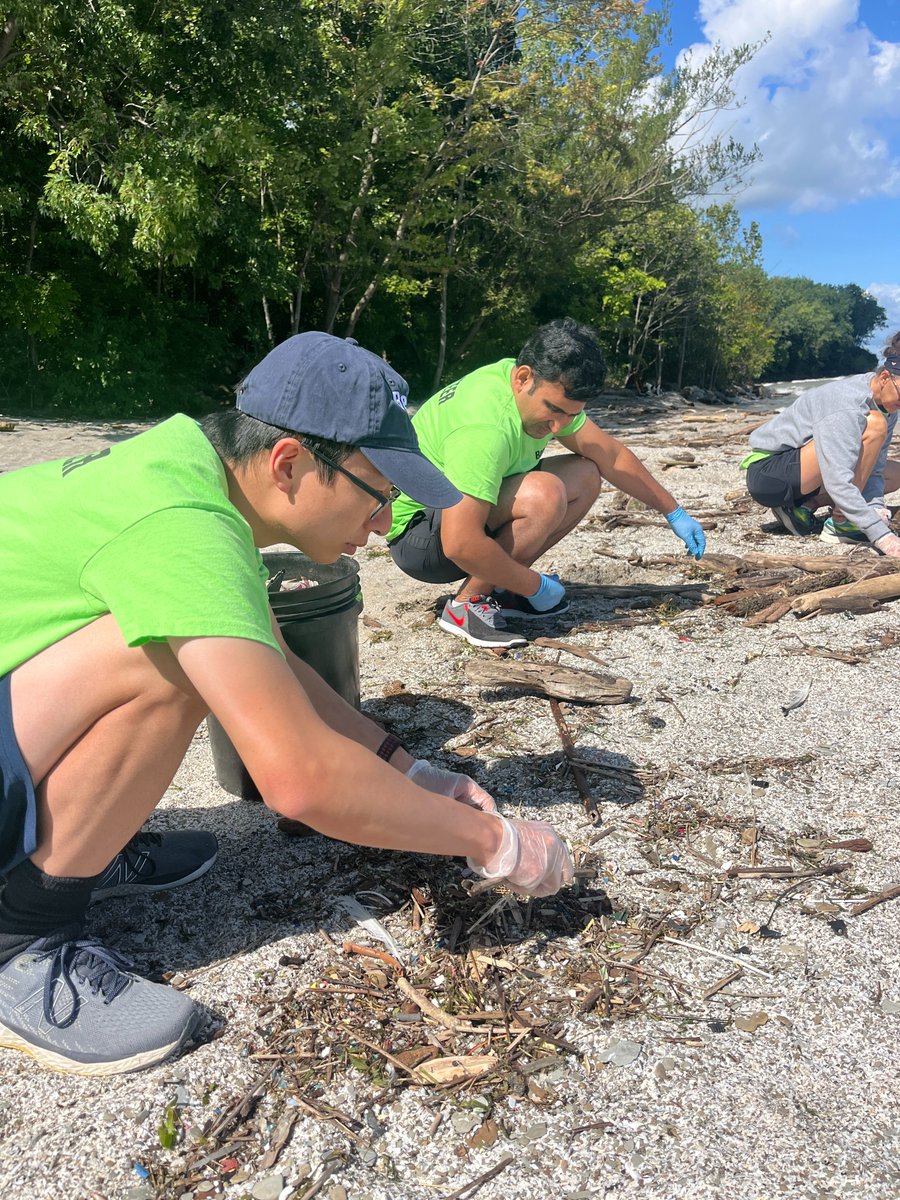 Bendix (@bendix_cvs) on Twitter photo A big thank you to the Bendix Avon employees and their families who helped clean up Edgewater Beach on Saturday. All together the team picked up 19.5 lbs. of trash and debris! #communitysupport #volunteer #sustainability <a href="/DrinkLocalTap/">Drink Local Drink Tap</a> A big thank you to the Bendix Avon employees and their families who helped clean up Edgewater Beach on Saturday. All together the team picked up 19.5 lbs. of trash and debris! #communitysupport #volunteer #sustainability <a href="/DrinkLocalTap/">Drink Local Drink Tap</a>