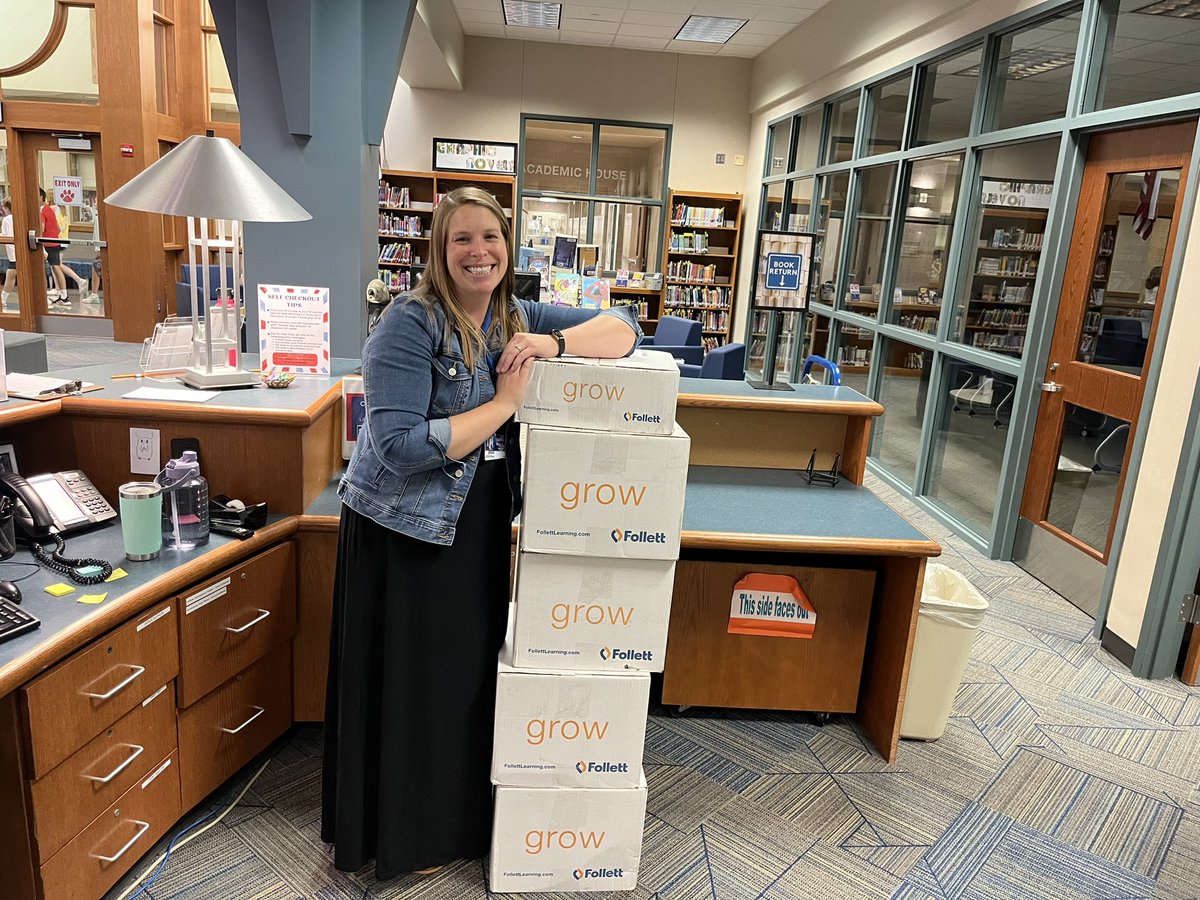 Can’t wait to get all these new books out on the shelves! <a href="/CreeksideMS/">Creekside MS</a>